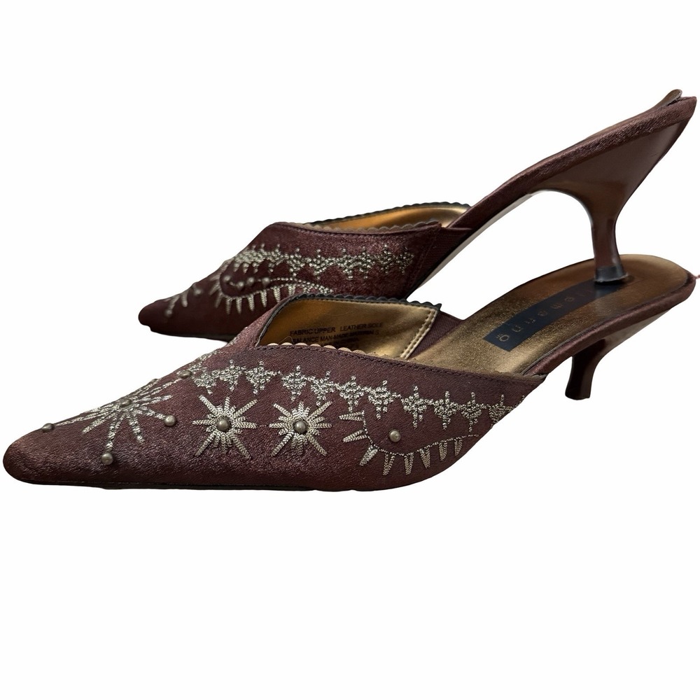 90s/Y2K Embroidered Pointed‎ Toe Kitten Heel Elle Menno | Size 7.5